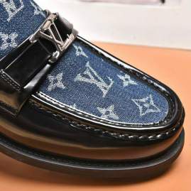 Picture of Louis Vuitton Shoes _SKU2241067SZ38-4413773